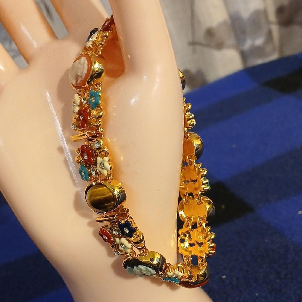 Elegant Gold and Multicolor Women's Bracelet - Picture 5 of 5